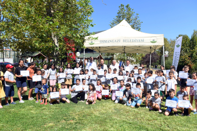 Osmangazi’de 8 bin 24 çocuk yüzme keyfi yaşadı