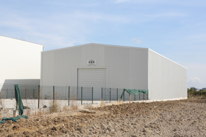 Yaylacık’ta kaçak iş yeri yıkıldı