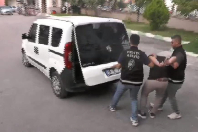 Bursa’da 19 yıl hapis cezasıyla aranan firari suçlu trafikte yakalandı