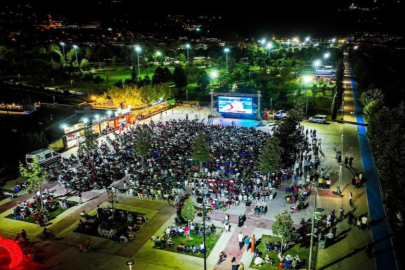 Bursa'da kalpler 12 Dev Adam için attı