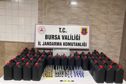 Bursa’da yol uygulamasında 200 litre etil alkol ve 99 adet alkol kiti ele geçirildi