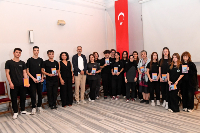 Osmangazi’de liseliler öğretici bir yolculuğa çıktı