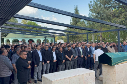 Başından vurulan genç, toprağa verildi