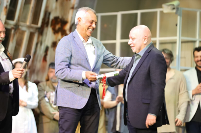 Bursa Şehir Tiyatrosu, sezona ‘merhaba' dedi