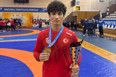 Belediyesporlu güreşçi Balkan şampiyonu oldu