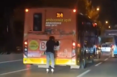 Bursa'da otobüsün arkasında tehlikeli yolculuk