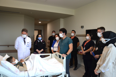 9 yaşındaki oğlu için böbreğini bağışladı