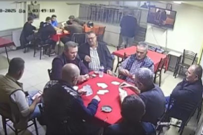 Oyunu bırakıp kaçtılar