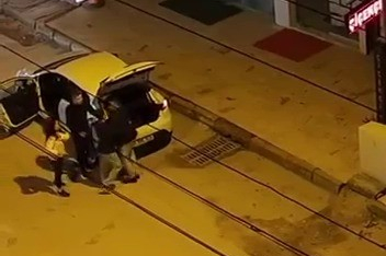 Bursa’da tartıştığı kadını yerde sürükledi: O anlar kamerada