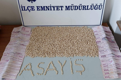 Bursa'da polisin şüphe üzerine durduğu araçtan uyuşturucu çıktı