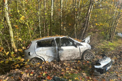 Bursa’da 50 metre arayla iki kaza: Aynı aileden 3 kişi yaralandı