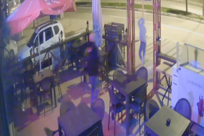 İşyerine defalarca giren hırsızı sopayla kovaladı