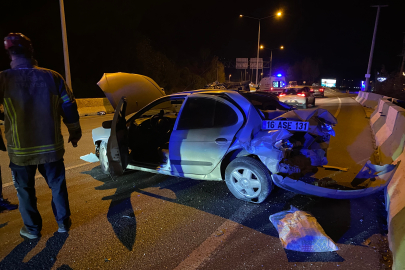 Bursa'da feci kaza: Bariyere çarpıp takla attı, 2 yaralı