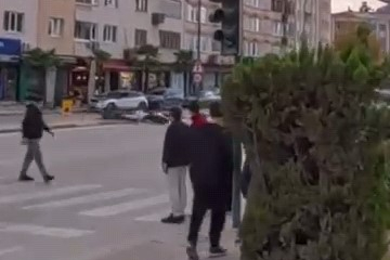 Kaza anı kask kamerasına yansıdı