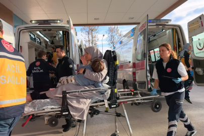 3. kattaki balkondan düşen çocuk yaralandı