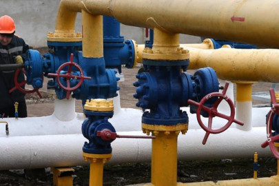 Avrupa 2027'ye kadar Rus gazına tam yasak için anlaştı