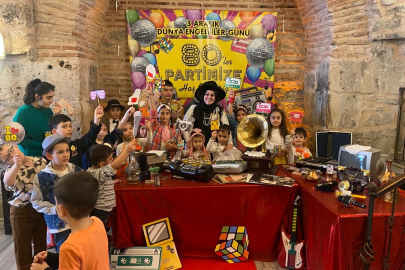 Özel çocuk annesi öğretmenden özel öğrencilerine büyük jest