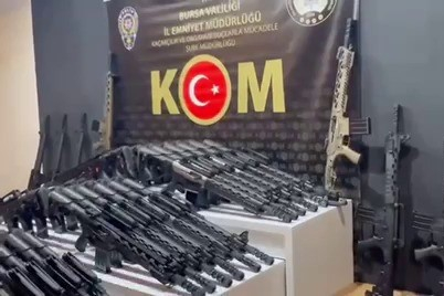 Bursa'da kaçak silah operasyonu: 118 ruhsatsız tüfek ele geçirildi