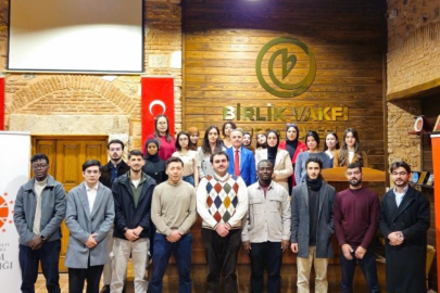 Bursa'da uluslararası öğrencilere "Medya İletişim ve Kamu Diplomasisi" söyleşisi