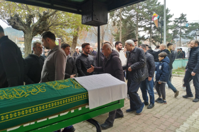 Motosiklet kazasında hayatını kaybeden genç son yolculuğuna uğurlandı