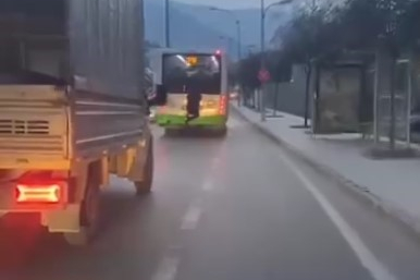 Trafikte tehlikeli anlar