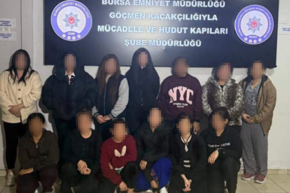 Bursa'da masaj salonlarına eş zamanlı operasyon: 13 kaçak çalışan yakalandı