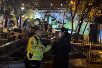 Polislerin sabır sınavı: 1.96 promil alkollü sürücü uygulama noktasını birbirine kattı, polislere hakaret etti