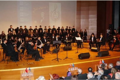 Zeki Müren'in 94'üncü doğum gününde unutulmadı