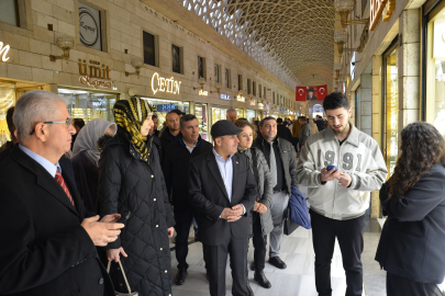 Kapalıçarşı'daki işletmelere dumansız hava sahası bilgilendirmesi