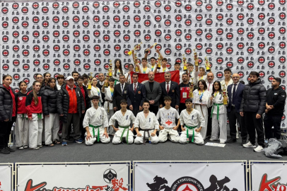 Avrupa’da Yıldırım rüzgarı