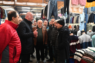 Karacabey'de belediyecilik sahada yapılıyor
