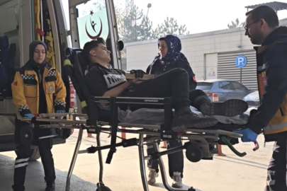 İnegöl’de işçi elini tahtaya çaktı, itfaiye ekipleri kurtardı