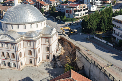 Yolun kaydığını farkeden yaşlı kadın 31 öğrencinin hayatını kurtardı