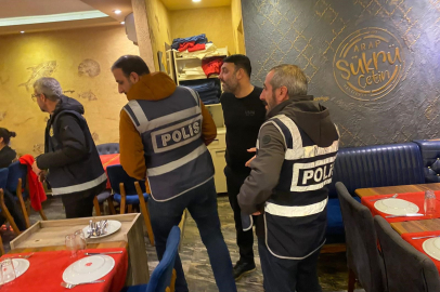 Bursa'da asayiş uygulaması: Aranan şahıslar yakalandı, uyuşturucu madde ele geçirildi