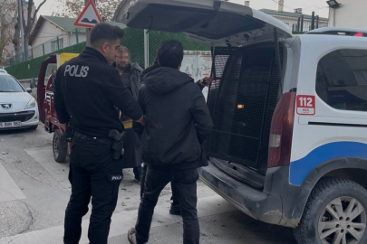 Eşine kızdı, evi yaktı mahalleli ayağa kalktı