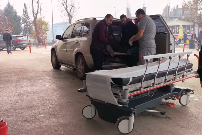 Bursa'da devrilen suntaların altında kalan işçi yaralandı