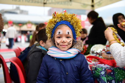 Yeni Yıl Festivali Osmangazi Meydanı'nda yoğun ilgi görüyor