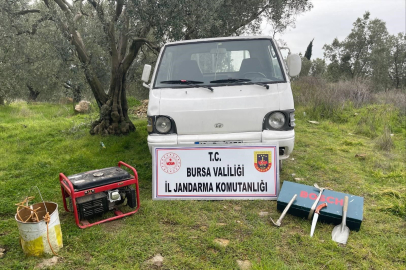 İznik'te kazı yapan 2 kişi yakalandı