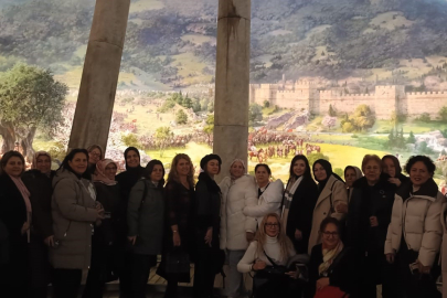 Osmangazili kadınlar kültür turlarıyla moral depoluyor