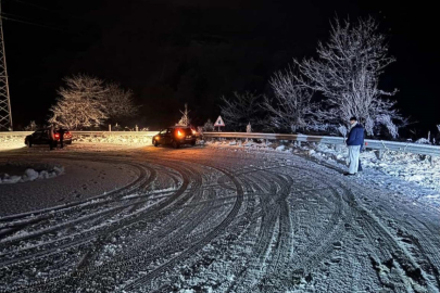 Oylat Kaplıcaları yolu kar nedeniyle kapandı