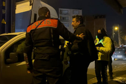 Polislerin alkollü sürücüyle imtihanı