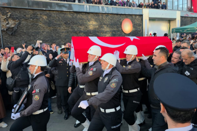 DEAŞ operasyonunda şehit olan polis memuru memleketinde toprağa verildi