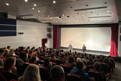 Ödüllü yönetmen Özcan Alper 'Erken Kış' filmiyle Nilüferlilerle buluştu