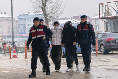 İnegöl'de internet kablolarını çalan 2 şüpheli tutuklandı