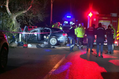 Kontrolden çıkan araç ağaca çarptı: 2 ölü, 2 yaralı