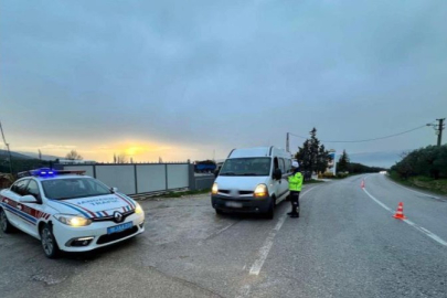 Okul zili yeniden çaldı, jandarmadan öğrencilere trafik güvenliği denetimi