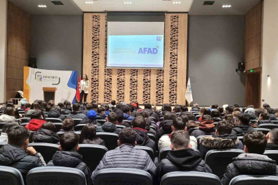 Başkan Karabatı: "Deprem gerçeğini unutturmamaya kararlıyız"