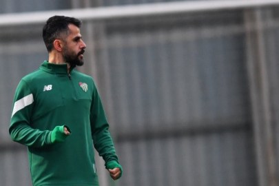 Bursaspor'da Kırklarelispor mesaisi devam etti