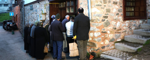 Osmangazi’den İhtiyaç sahibi ailelerin yüzünü güldüren hizmet