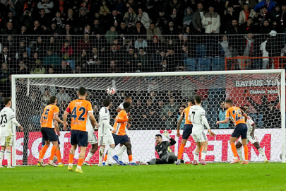 Zafer 90+7'de geldi! Beşiktaş, Başakşehir'de hata yapmadı